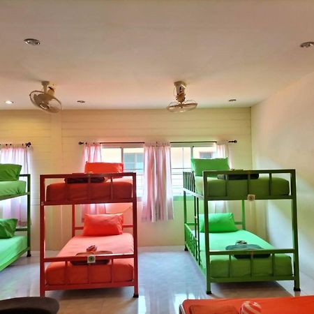 Lotus Hostel Beach Ko Tao Exterior photo