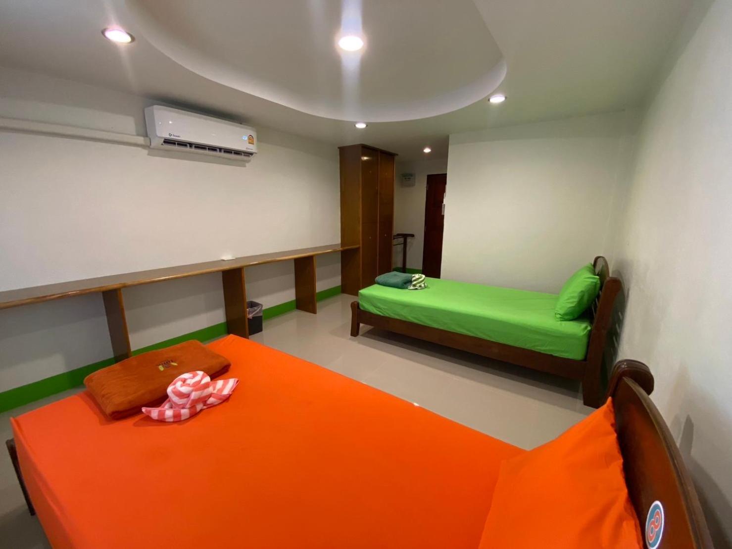 Lotus Hostel Beach Ko Tao Exterior photo