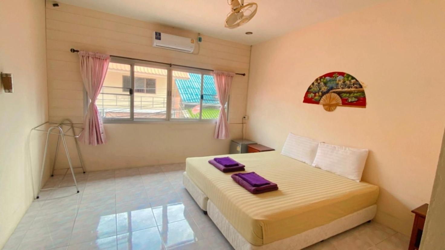 Lotus Hostel Beach Ko Tao Exterior photo